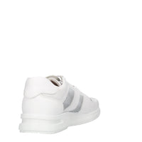Sneakers da uomo traforate