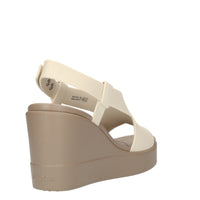 Crocs Brooklyn High Wedge W