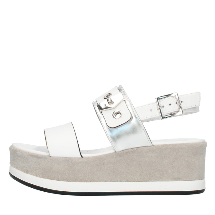 Sandali da donna in pelle