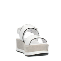 Sandali da donna in pelle