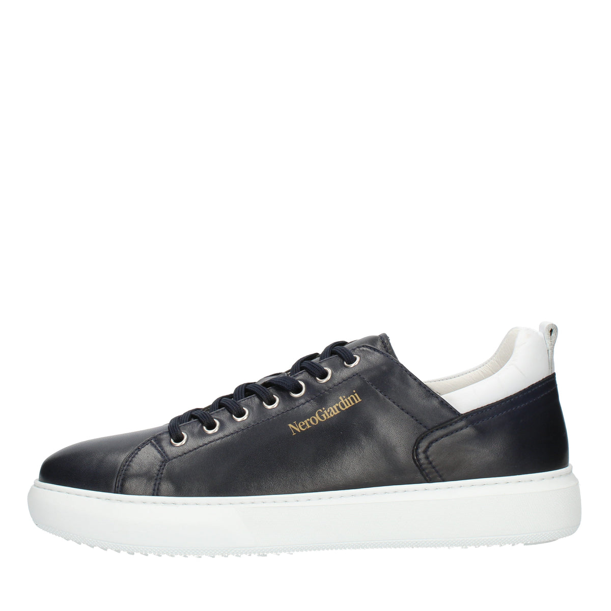 Sneakers da uomo con lacci