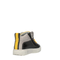 Sneakers alte da bimbo