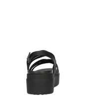 Crocs Brooklyn strappy lowwdgw sandali con zeppa