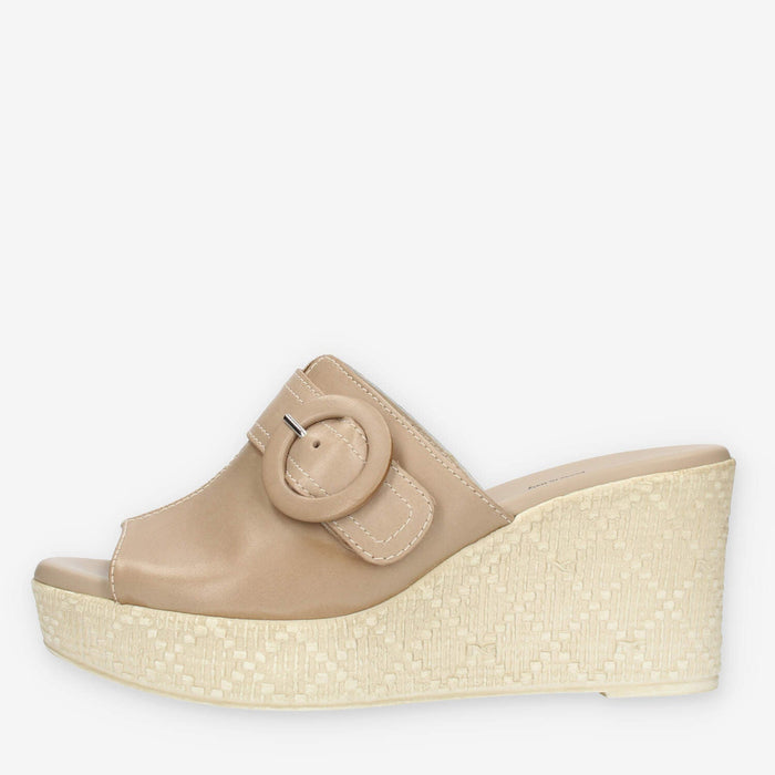 Nero Giardini Sandali scalzati beige da donna con zeppa