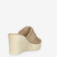Nero Giardini Sandali scalzati beige da donna con zeppa