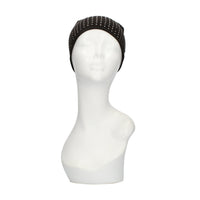 Cappello con borchiette