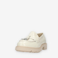 Vsl Mocassini beige da donna con nappine