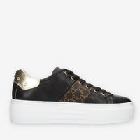 Nero Giardini Sneakers nere da donna con borchie