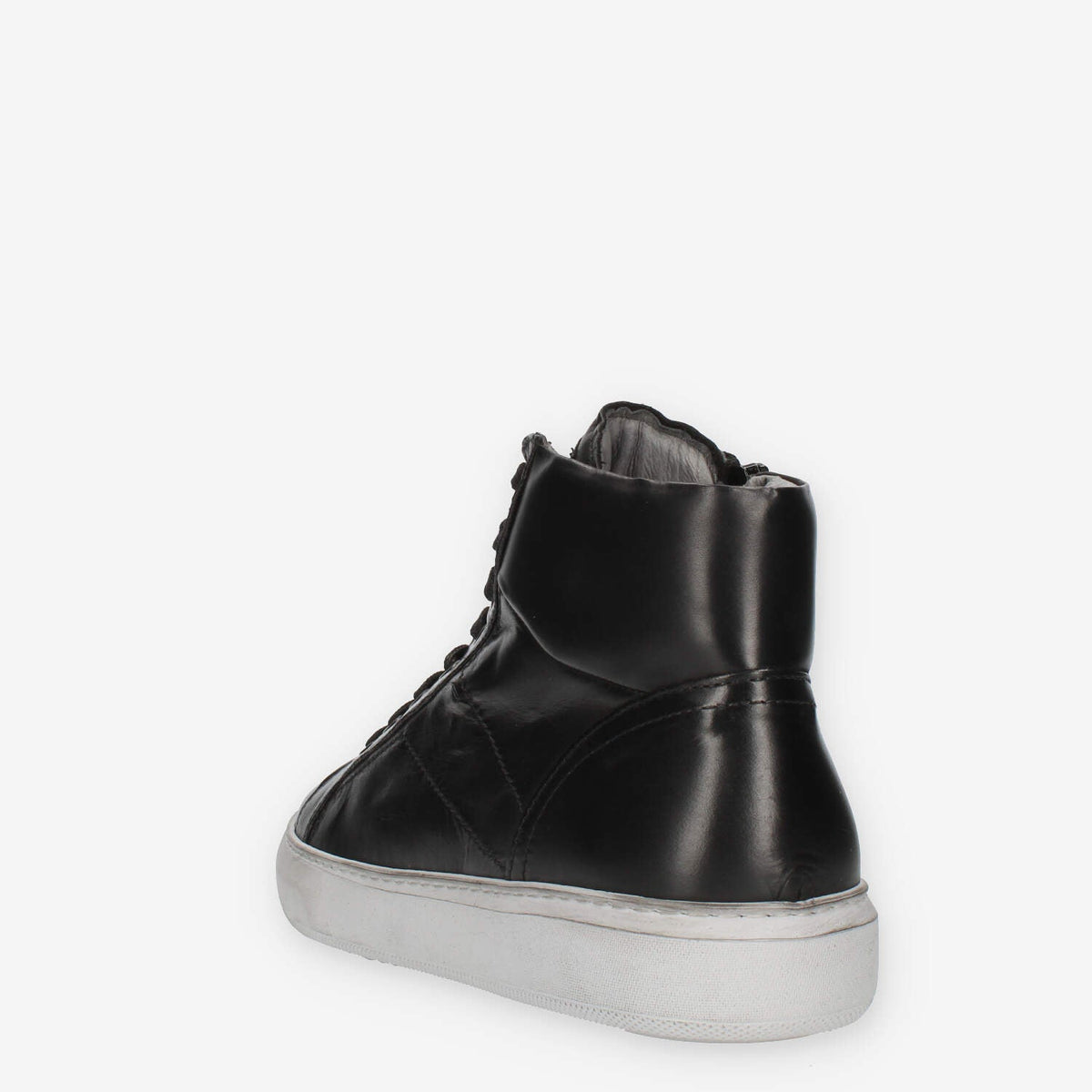 Nero Giardini Sneakers alte nere da uomo con fondo grigio
