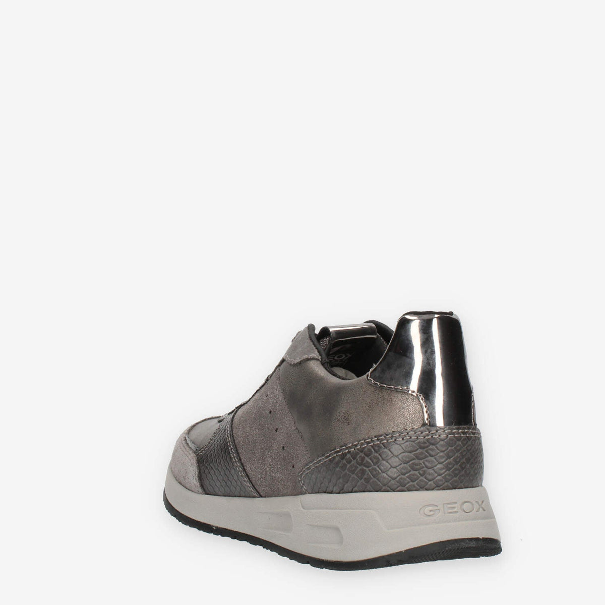 GEOX D Bulmya Sneakers basse da donna scamosciate grigie