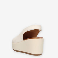 Inuovo 123133-CREMA Sandali crema da donna con la zeppa