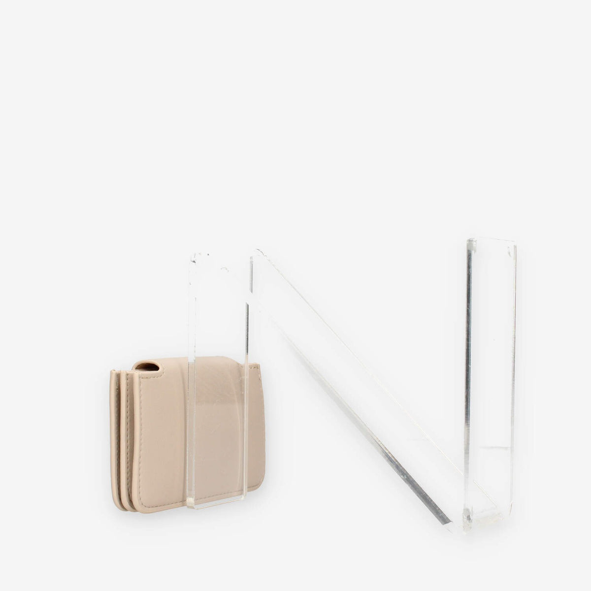 CARD HOLDER PREMIUM