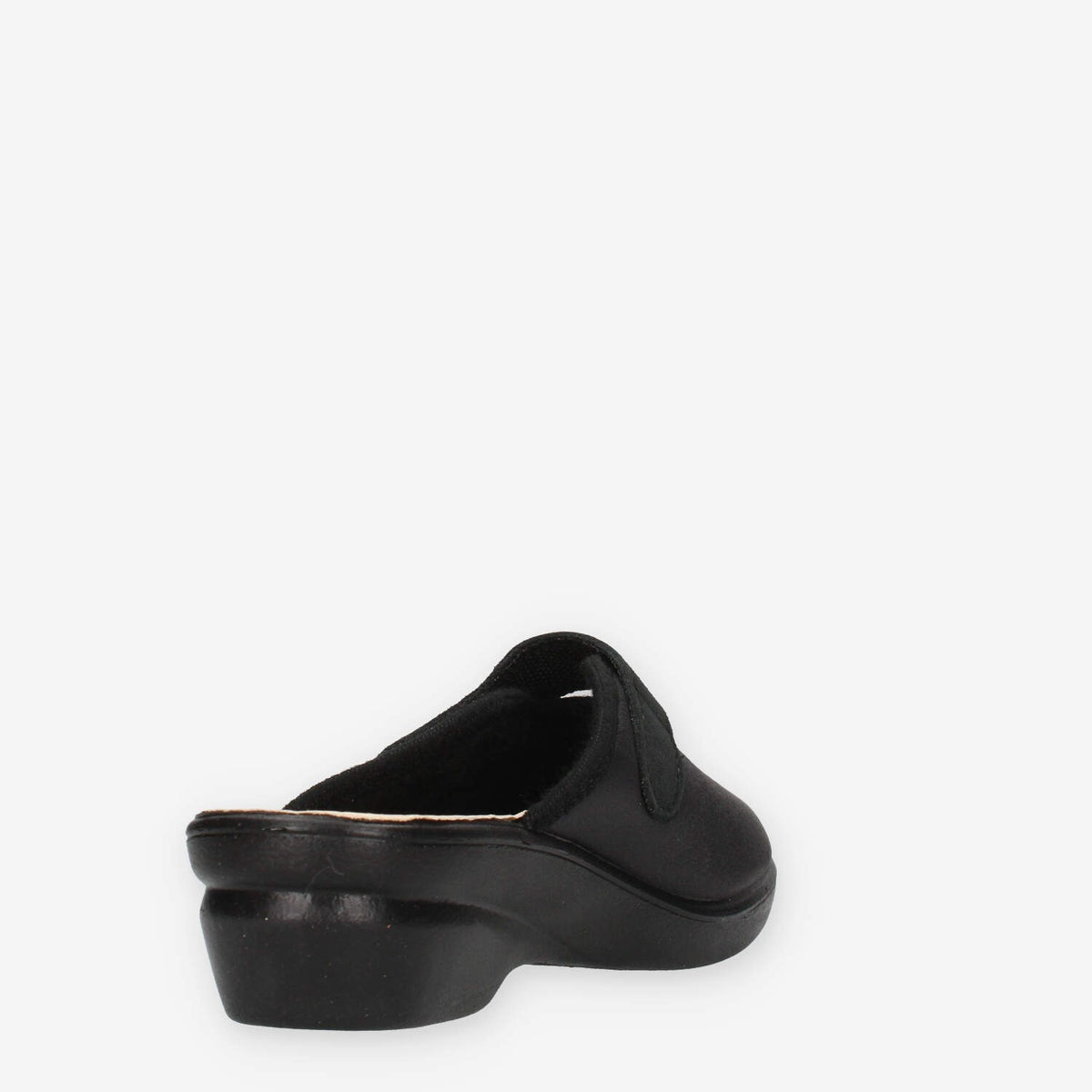 Ciabatte Comfort Nero Valleverde - Eleganza e Benessere per i Tuoi Piedi