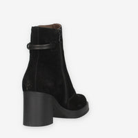 Stivaletti in Pelle Scamosciata Nero Giardini - Eleganza e Comfort