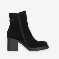 Stivaletti in Pelle Scamosciata Nero Giardini - Eleganza e Comfort