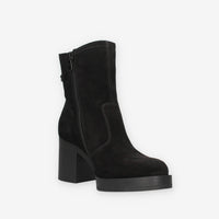 Stivaletti in Pelle Scamosciata Nero Giardini - Eleganza e Comfort
