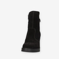 Stivaletti in Pelle Scamosciata Nero Giardini - Eleganza e Comfort