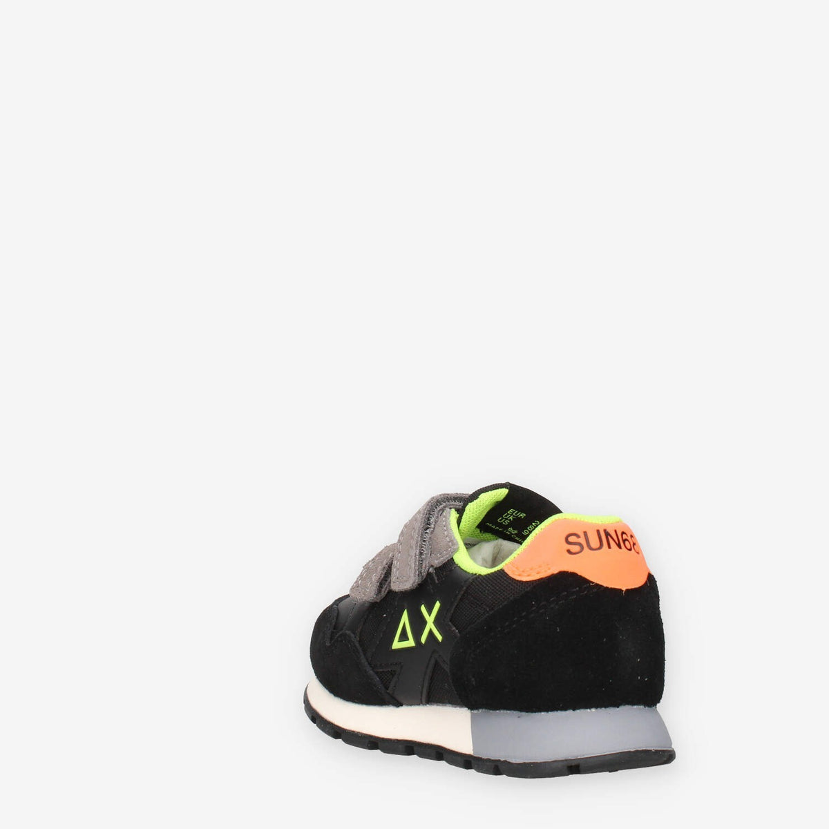 BOY'S JAKI FLUO (BABY) - Eleganza e Comfort per i Più Piccoli