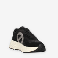 Sneakers NNVEN604-15 in Nero con Suola Testurizzata - No Name