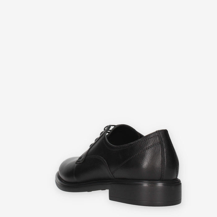Scarpe Eleganti in Pelle Nero Giardini - Modello I601231UE-100