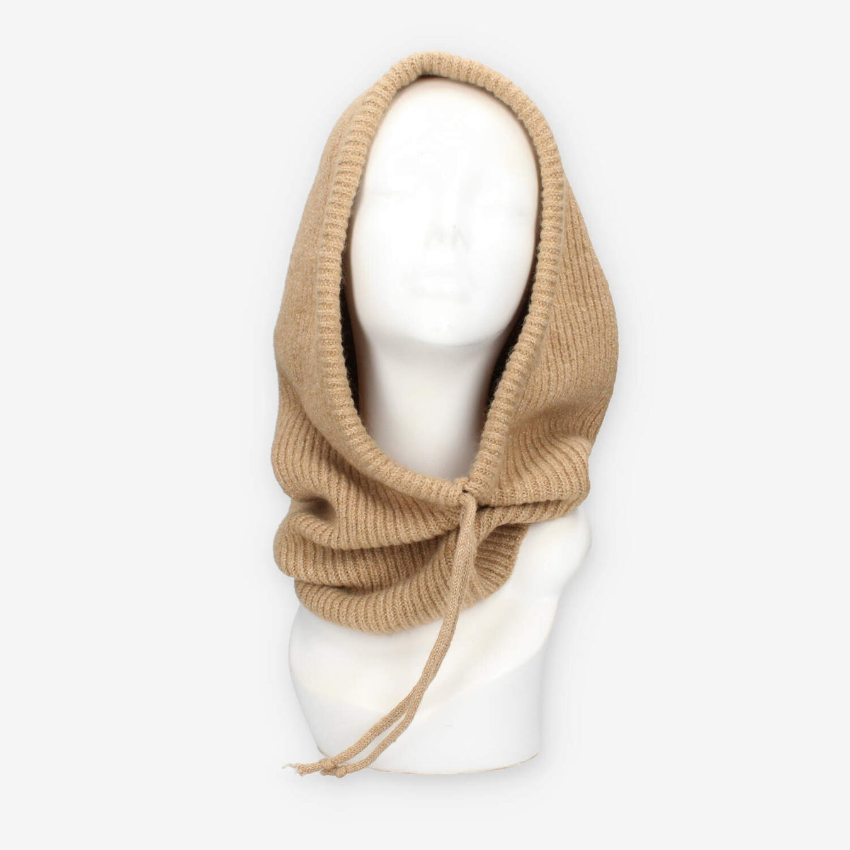 Cappuccio in maglia di misto lana camel – Vivienne