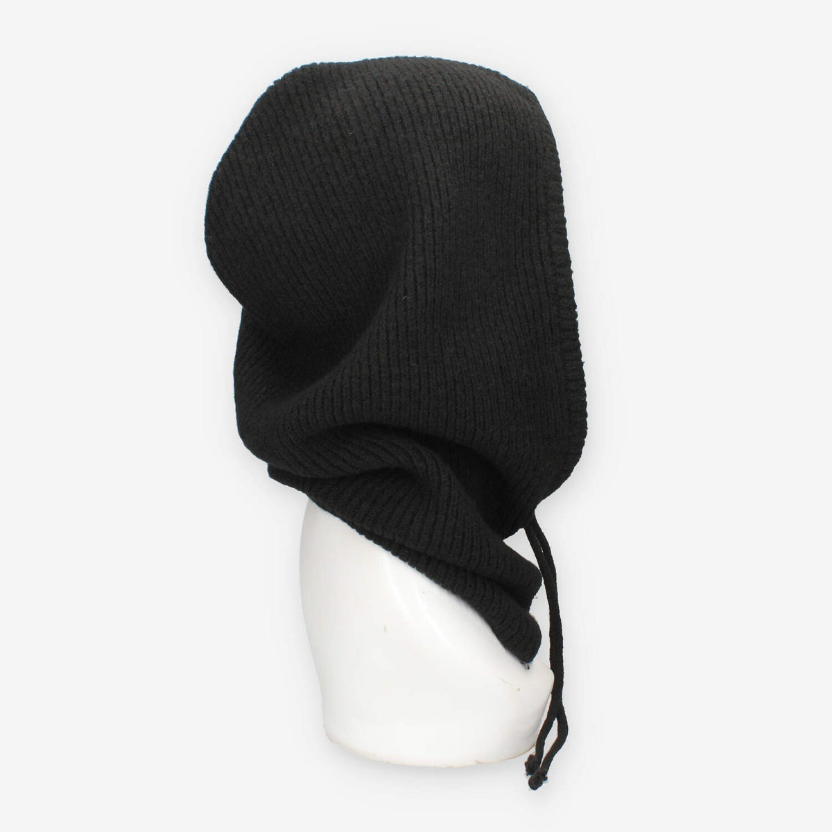 Cappuccio in maglia di misto lana nero – Vivienne