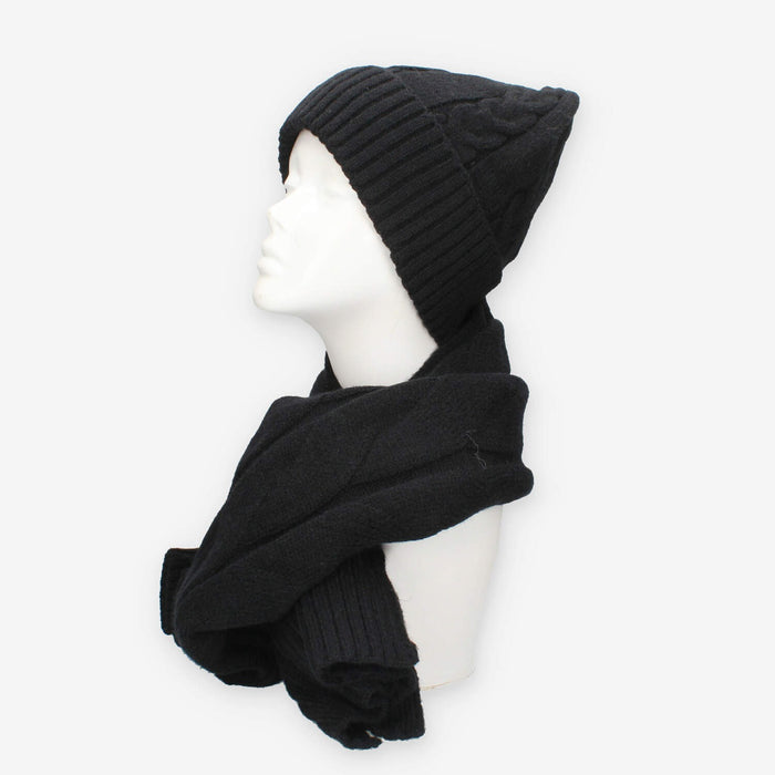 Set Invernale Vivienne in maglia nero - Berretto, Sciarpa e Guanti