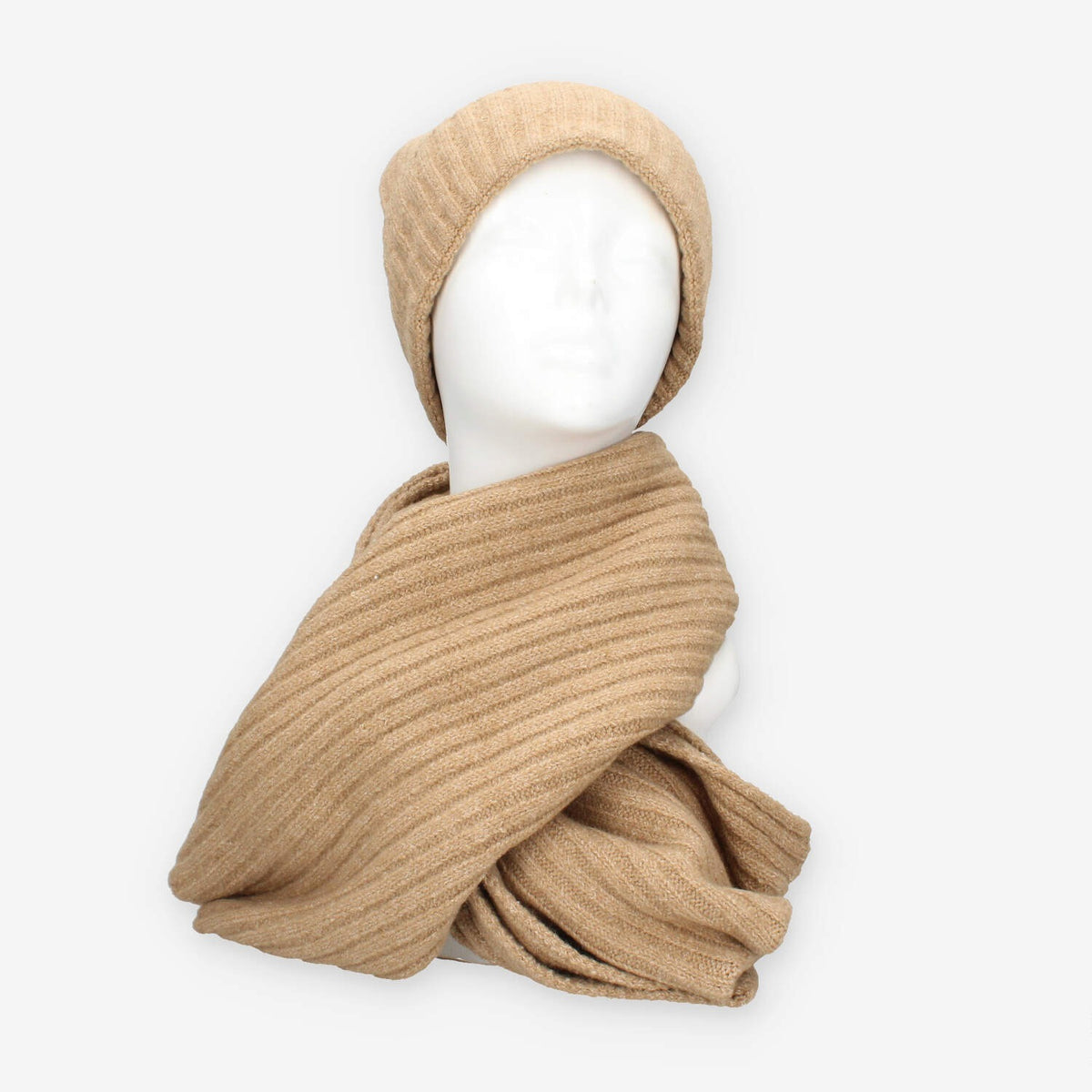 Set Invernale cappello e sciarpa Vivienne in misto lana camel