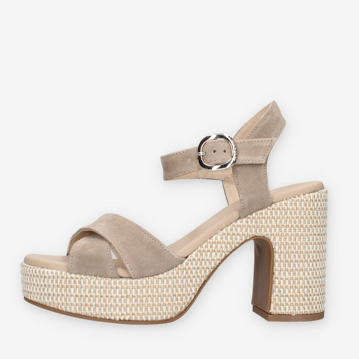 Nero Giardini E513630D-451 Sandali creta da donna con tacco