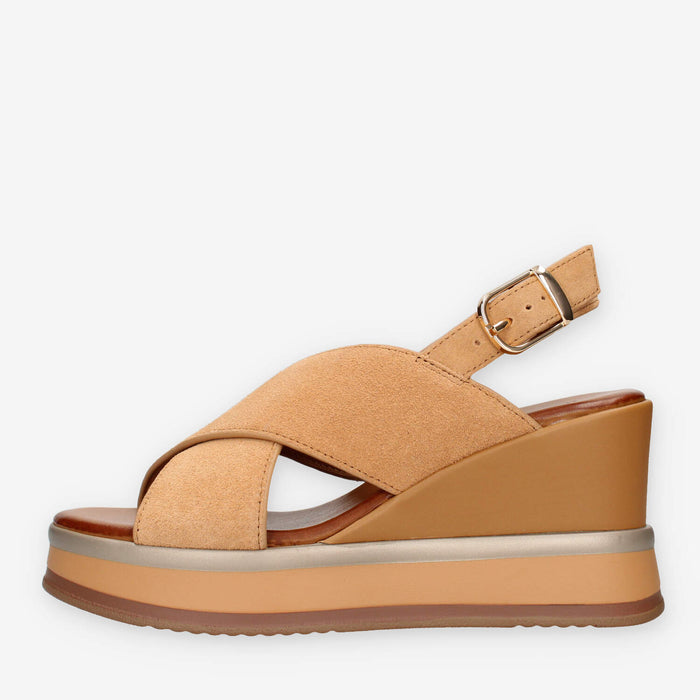 Inuovo B37010-SD-COCONUT Sandali cuoio con zeppa