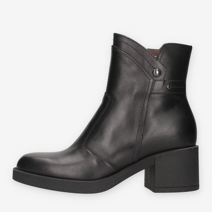 Nero Giardini I513873D-100 Stivaletti neri con tacco