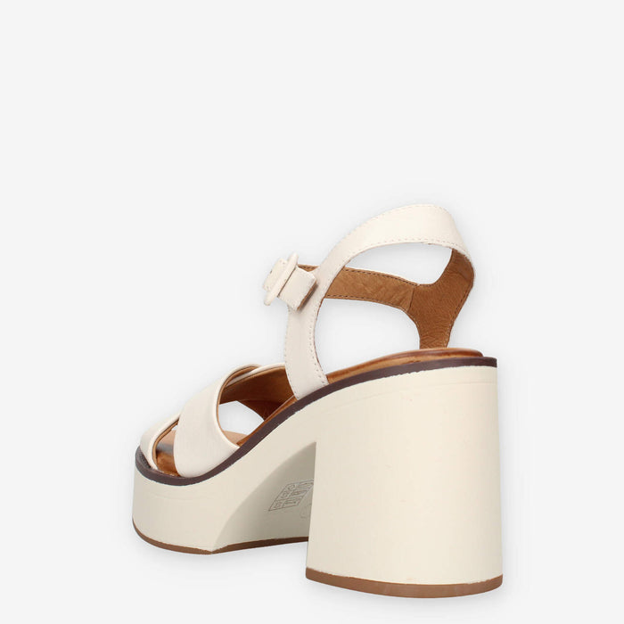 Inuovo A97001-CREMA Sandali crema con tacco e plateau