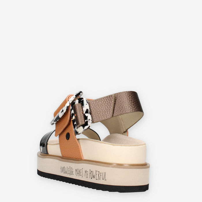 Anekke 42381-423 Sandali da donna cuoio e neri con zeppa