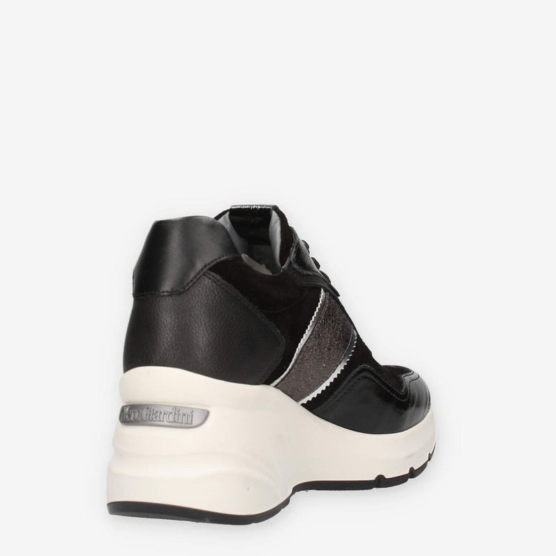 I411493D-100 Nero Giardini Sneakers nere da donna con zeppa