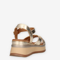 Inuovo A98018-GOLD Sandali oro con zeppetta