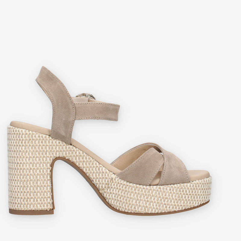 Nero Giardini E513630D-451 Sandali creta da donna con tacco