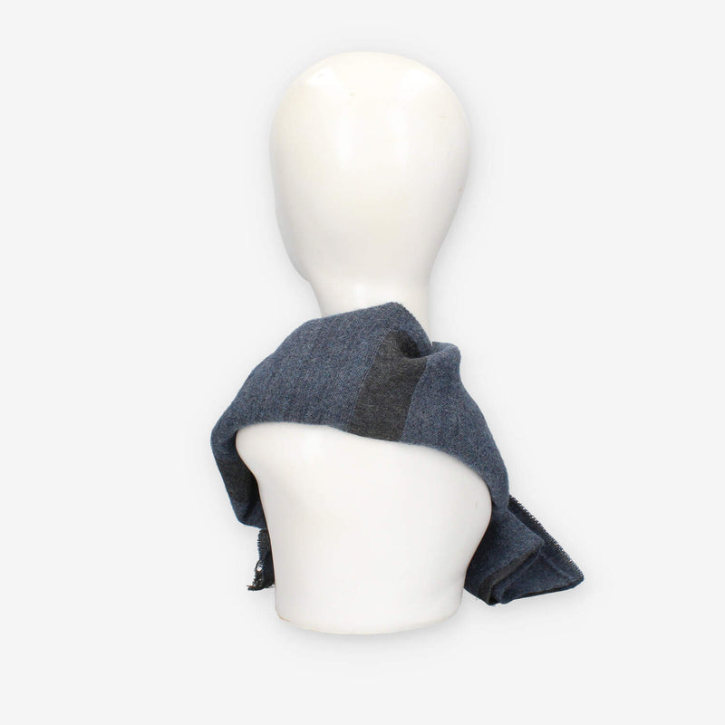 Alviero Martini Prima Classe KS565-1749-0149 Sciarpa rettangolare blu lapis