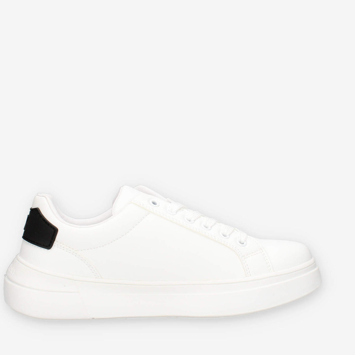 Calvin Klein V3X9-83167-1355X002 Sneaker bassa allacciata bianco/nero