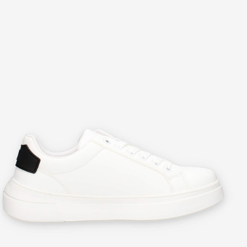 Calvin Klein V3X9-83167-1355X002 Sneaker bassa allacciata bianco/nero