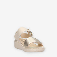 Enval Soft 1278322-PLATINO/BIANCO Sandali platino da donna con zeppetta