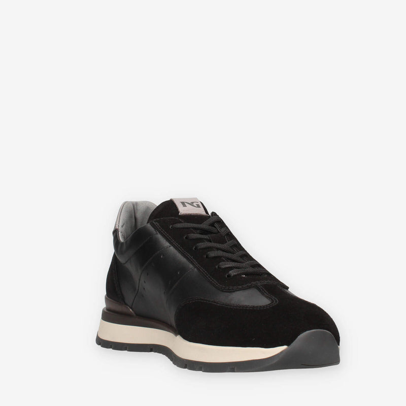 I400411U-100 Nero Giardini Sneakers nere da uomo