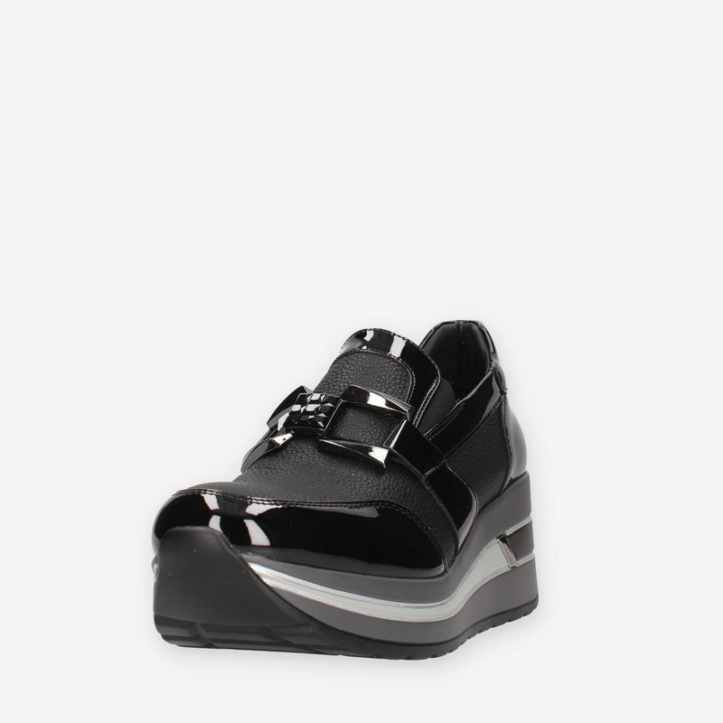 Donna Serena 2L5718DM-NERO Slip on nere da donna