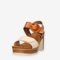 Xti Tentations 144088-CAMEL Sandali camel e beige da donna con tacco