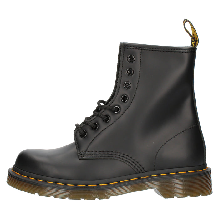 Dr. Martens Smooth