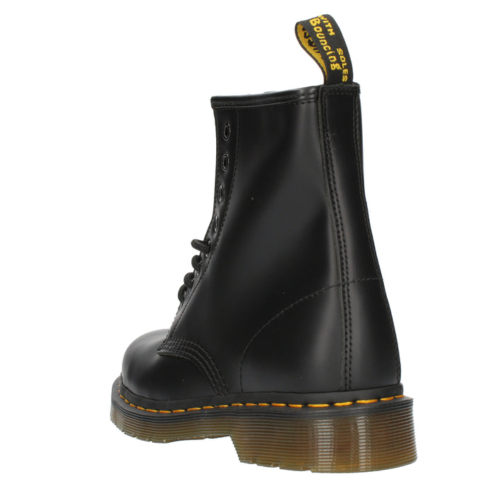 Dr. Martens Smooth