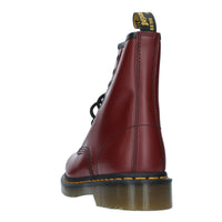 Dr. Martens Smooth