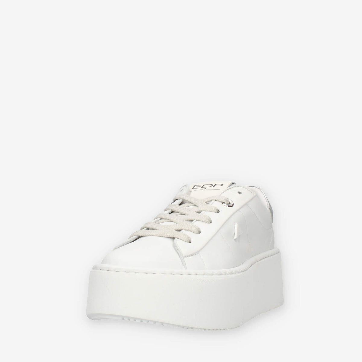 Ed Parrish Eva Sneakers da donna bianche e argento con fondo platform