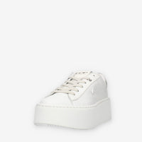 Ed Parrish Eva Sneakers da donna bianche e argento con fondo platform