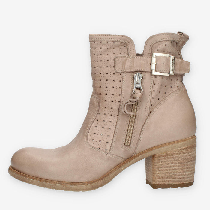 Nero Giardini Stivaletti da donna beige traforati