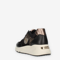 Nero Giardini Sneakers nere con strass